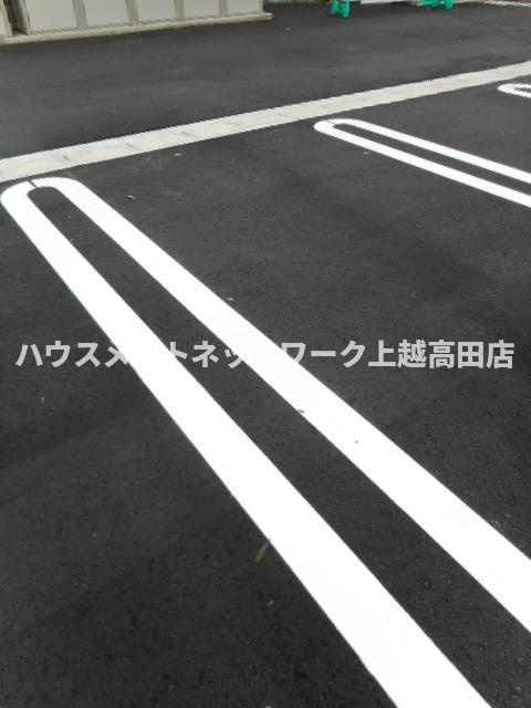 プリムヴェールの駐車場|消雪付駐車場