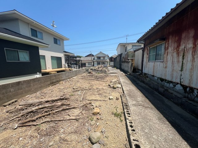 国東市国東町　大字鶴川　２LDKの前面道路含む現地写真