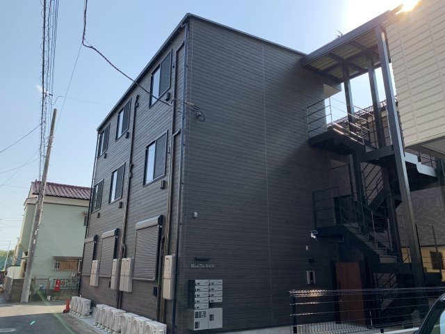 越谷市登戸町のアパート