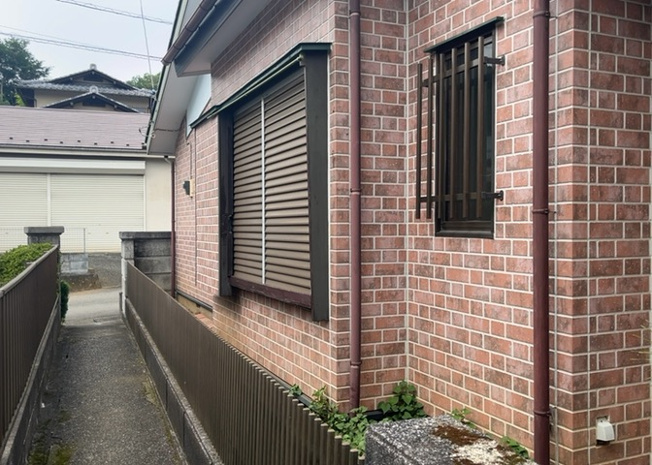 【外観】 | 土地の面積＝住宅面積ではありません。建ぺい率の問題などで、土地のある場所によって住宅を建てられる面積は限られています。高さもしかり、「土地」という言葉の中には、建築条件も含まれると考えておきましょう。