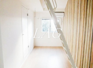 【居間・リビング】 | ラビアン志村 | 洋室のお部屋です。