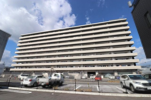 アルファステイツ御座の外観
