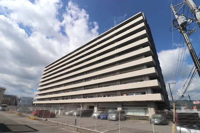 アルファステイツ御座の外観