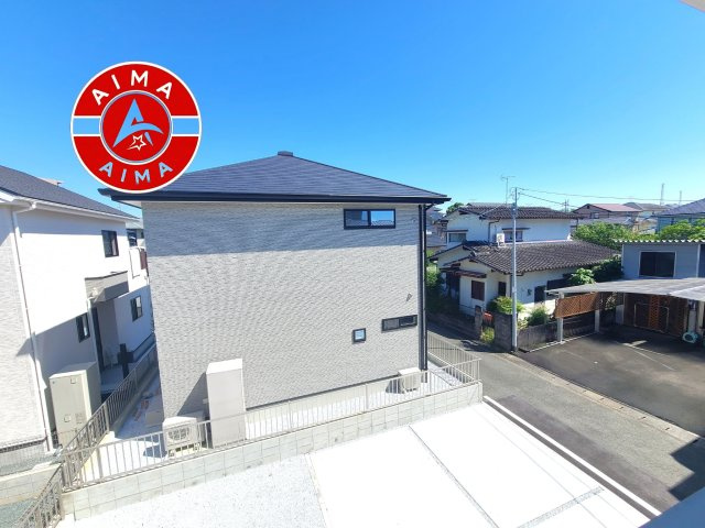 鳥栖市宿町丁目第1-3棟（3号棟）の展望|窓から緑が見える物件も魅力的です。