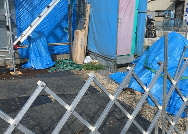 【設備】 | 敷地内には、散水栓や立水栓があります。水道水を直接利用できるため、水を運ぶ手間を省くことが出来ます。大量の水を必要とする洗車作業や清掃などに役立ちます。その他設備とあわせて、現地でご確認ください。