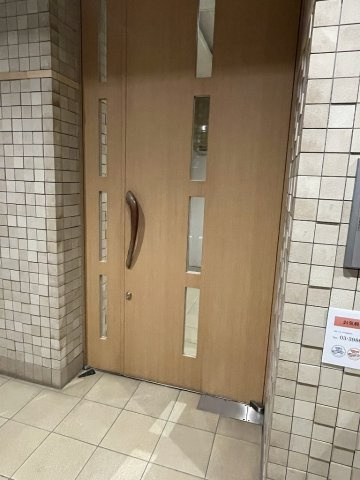 ノーブルガーデン駒込のエントランス