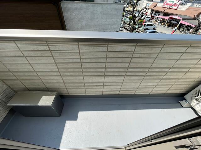 アーテルのバルコニー
