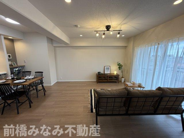 【中古マンション】前橋市南町　ダイヤモンドスクエア　508号室の居間・リビング|令和8年7月17日リノベーション完了