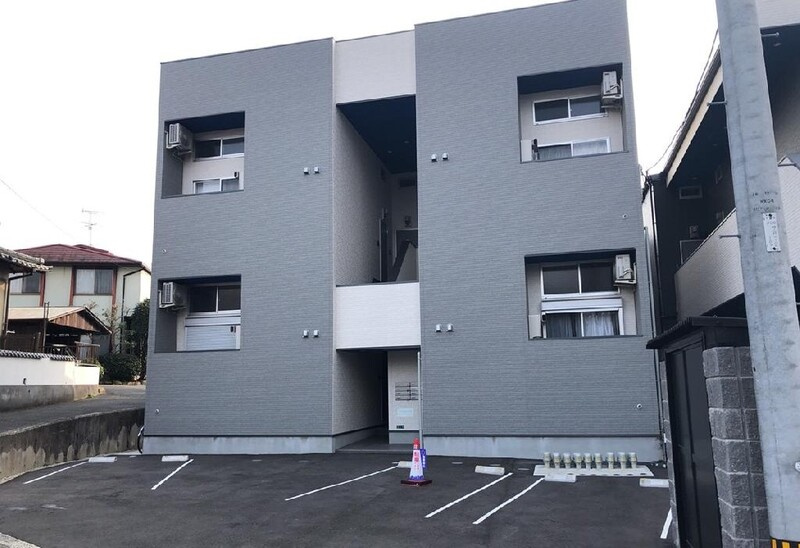 NYスタイルズ二日市のエントランス