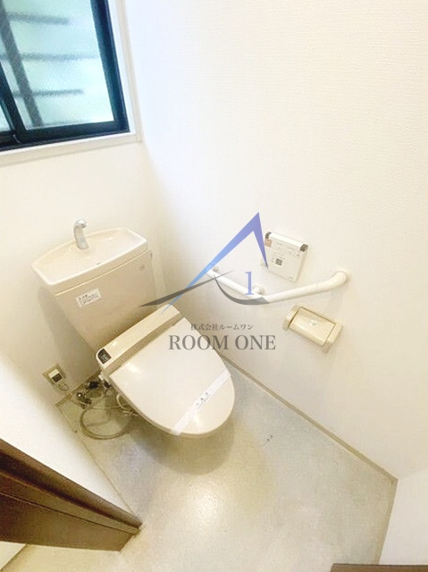 篠原西町貸家のトイレ|トイレです。