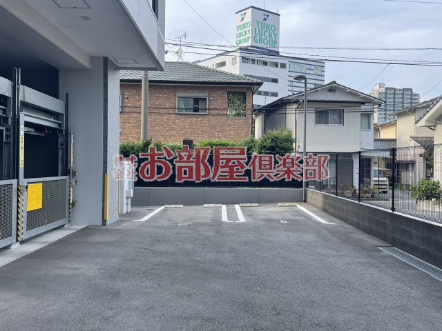 サンメゾン西鉄久留米の駐車場|駐車場があります