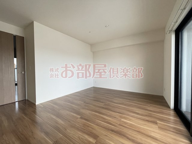 サンメゾン西鉄久留米の居間・リビング|こちらの居間で趣味の時間をお楽しみください