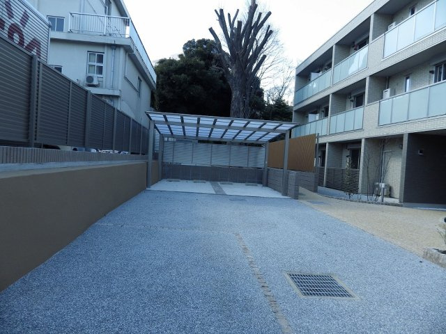 ガーデンビレッジ小石川の駐車場