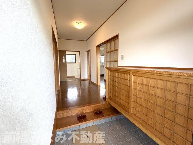 【中古平屋】前橋市富士見町石井　３LDKの玄関|落ち着いた玄関です