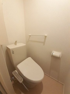 【トイレ】 | クラールプレディエＡ | 清潔感のあるトイレです
