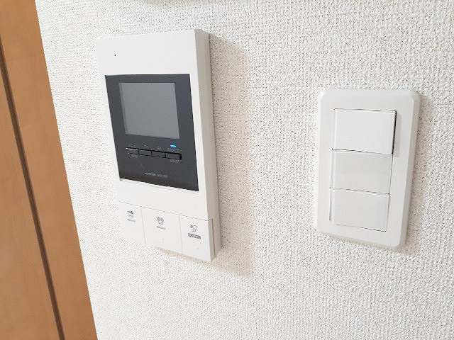 カーサ川前のセキュリティ