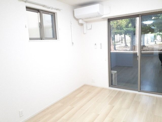 カーサ川前の寝室