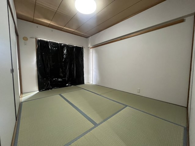 メイゾン桂東の和室|※写真は反転タイプ別部屋※
