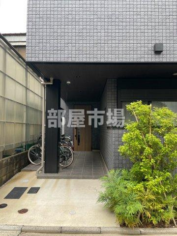入谷シャノワールのエントランス
