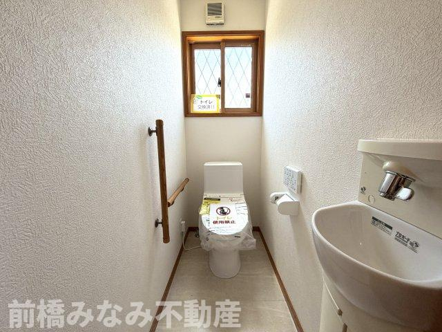 【中古】前橋市富田町　５LDK＋Sのトイレ|ゆったりとした空間のトイレです