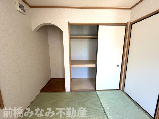 【中古】前橋市富田町　５LDK＋Sの和室|畳の上でゆっくりとくつろげる和室です