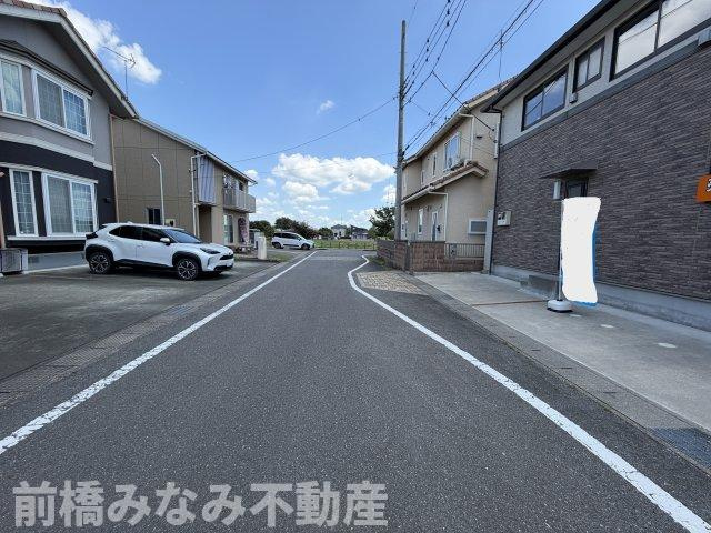 【中古】前橋市富田町　５LDK＋Sの前面道路含む現地写真|前面道路含む現地写真です