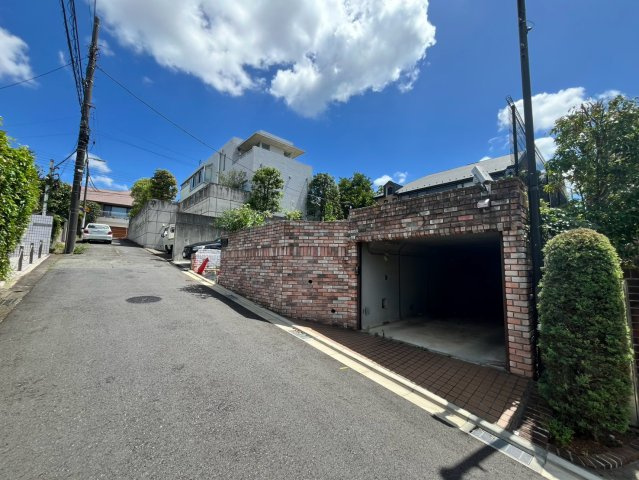大田区田園調布5丁目 建築条件無売地の前面道路含む現地写真|2026.08.07撮影