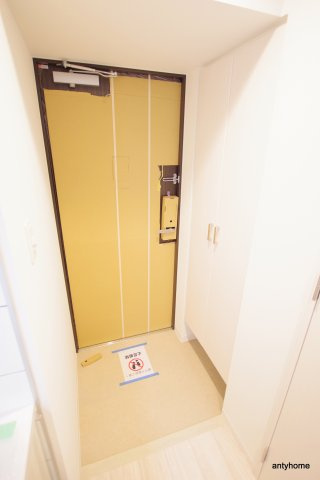 エスリード大阪上本町ブランシュ　仲介手数料無料の玄関