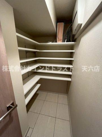 シエリア梅田豊崎の内装|明るい色調の室内です