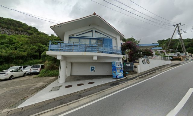 店舗1棟、居宅1棟（中城村添石）
