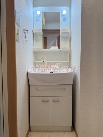 フォーウィルズコートの洗面所|使いやすい洗面所です
