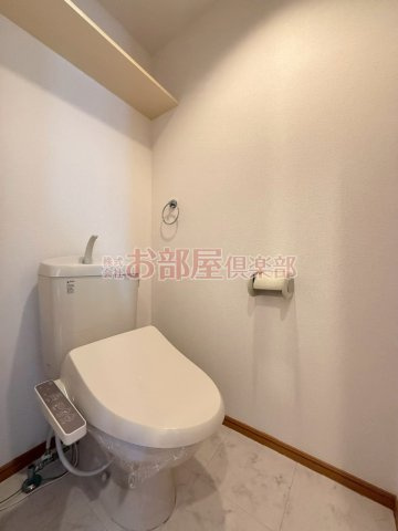 フォーウィルズコートのトイレ|ゆったりとした空間のトイレです