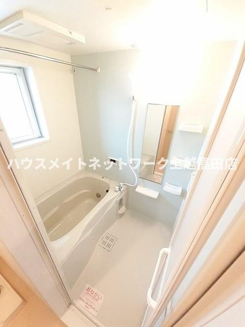 カーサ　アヴェニーレⅠの浴室|追焚機能付