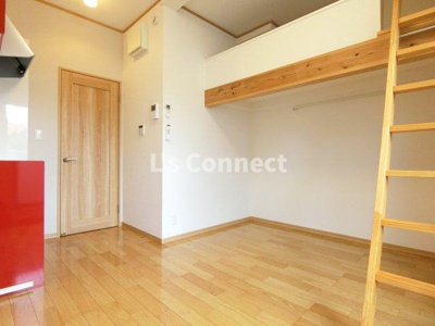 【内装】 | ラ・プチット・メゾン五橋 | ロフト付きで天井が高いお部屋です。
