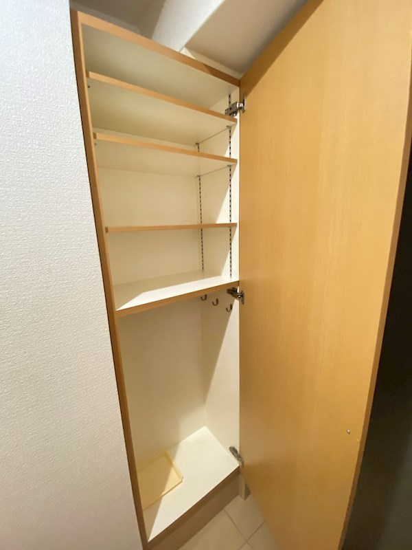 サンフローラ西新