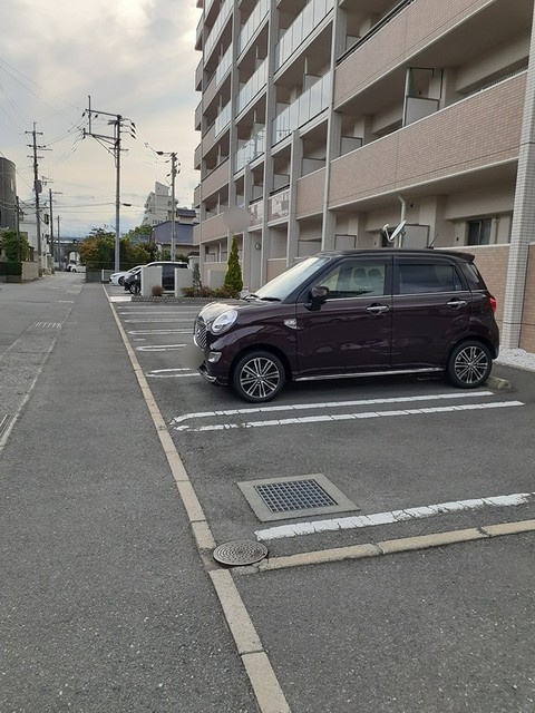 サンセール宮ノ陣の駐車場|駐車場です