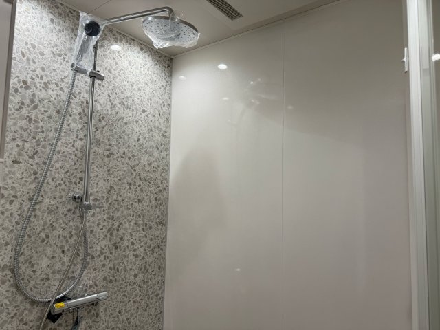 【浴室】 | 東洋マンション大名 | シンプルで機能的なシャワールーム