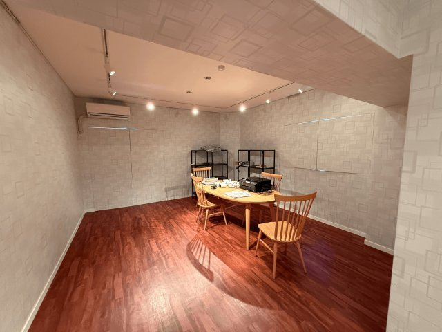 【洋室】 | 東洋マンション大名 | エアコン付きで入居してすぐから快適に過ごせます