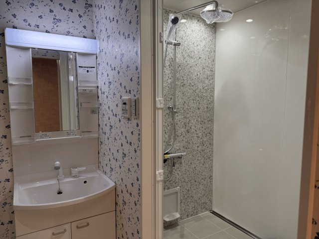 【脱衣所】 | 東洋マンション大名 | コンパクトな脱衣所なのでお掃除がサクッと終わりそうですね