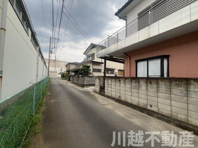 建築条件なし　古家つき売地（川越かし野台）の前面道路含む現地写真|前面道路含む現地写真です