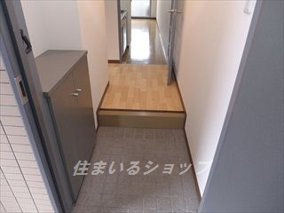 グリーンヒルズ高陽の玄関