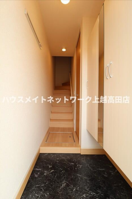 メゾン プランタンの玄関|玄関