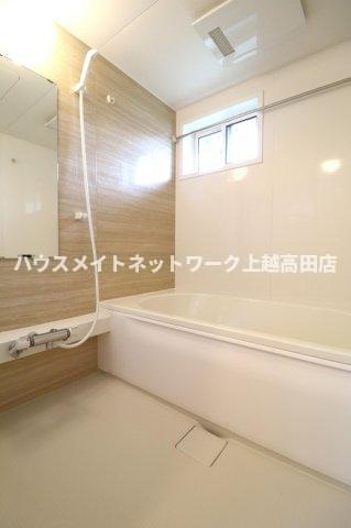 メゾン プランタンの浴室|浴室１坪（追焚機能付）