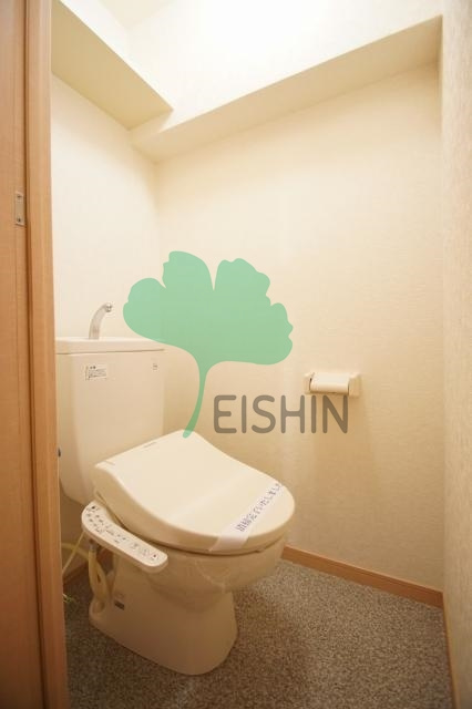 QREST博多東2(クレスト博多東2)のトイレ|清潔感のあるトイレです。
