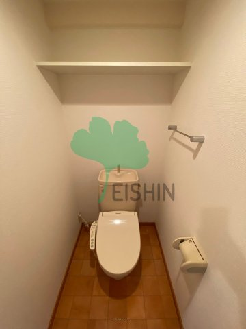 イーストフルハウスのトイレ|清潔感のあるトイレです。