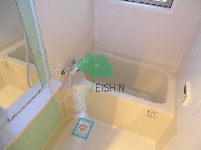 ネストピア県庁前の浴室