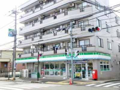 ファミリーマート柚木国分寺南町店 徒歩4分。コンビニ 320m
