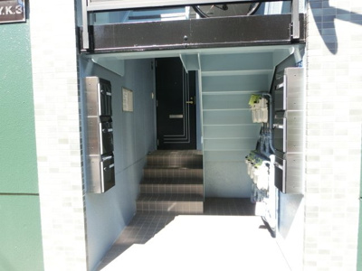 ★建物入り口★