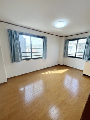 【居間・リビング】綾瀬１丁目戸建て