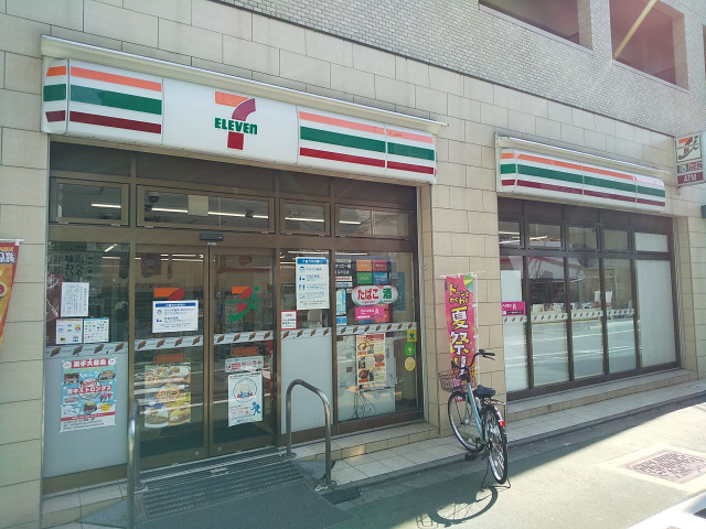 セブン-イレブン 荏原中延駅前店まで130ｍ